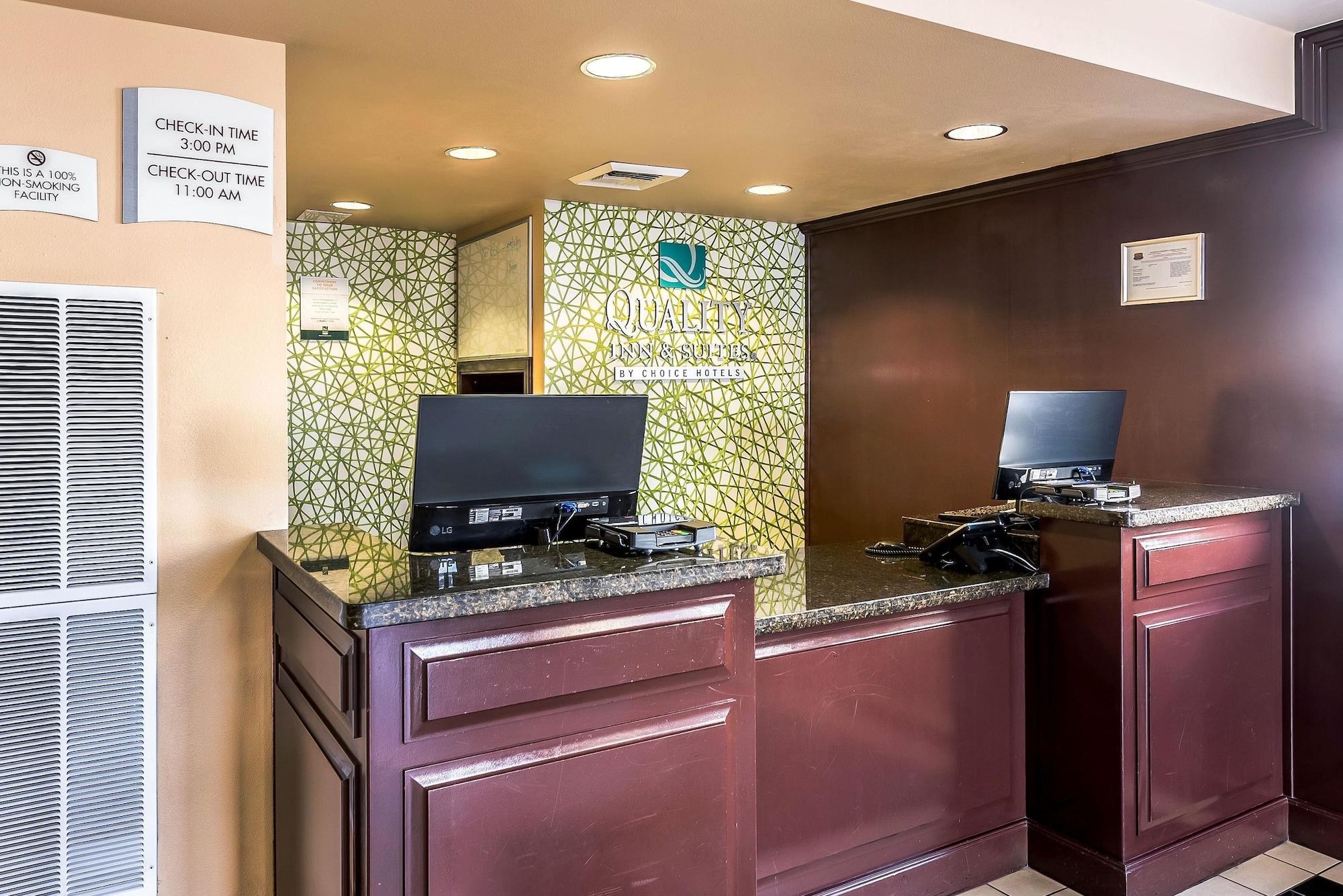 Quality Inn & Suites Reno Airport Extérieur photo