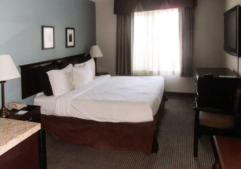 Quality Inn & Suites Reno Airport Extérieur photo